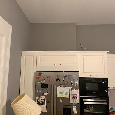 3 Bedroom Spacious Cozy In Center *