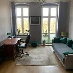 Spacious 3br 2 Bathrooms Nadodrze Center Διαμέρισμα